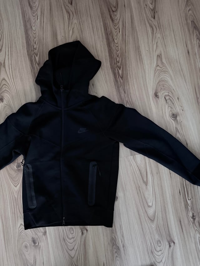 9KG Germany outerwear haul — jackets, knits & sets arrival photo 13 of 16